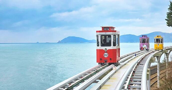 【釜山天空膠囊列車攻略】海雲台 Sky Capsule 乘車體驗、票價、路線與拍照亮點 @兔兒毛毛姊妹花
